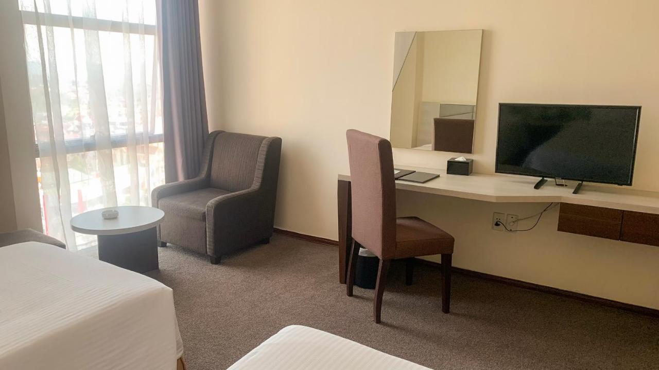 Muong Thanh Dien Chau Hotel Bagian luar foto